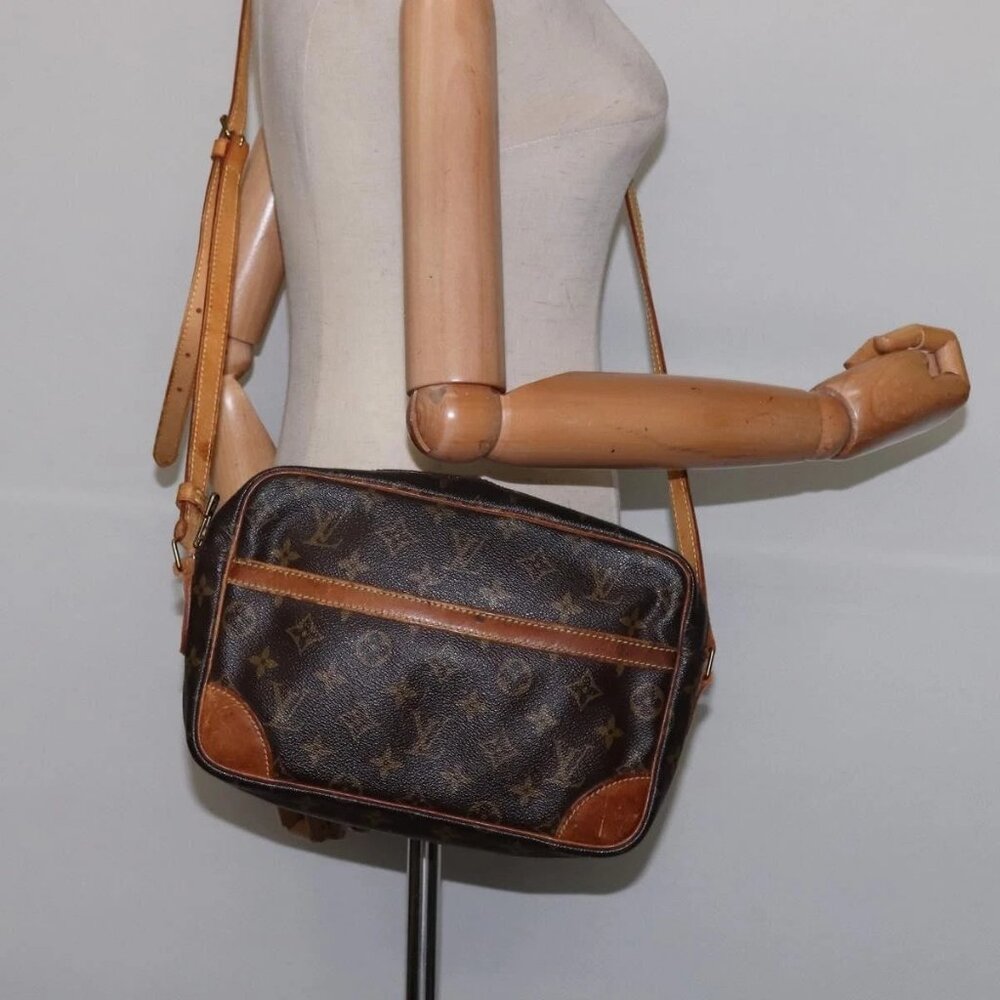 LOUIS VUITTON Monogram Trocadero 27 Shoulder Bag